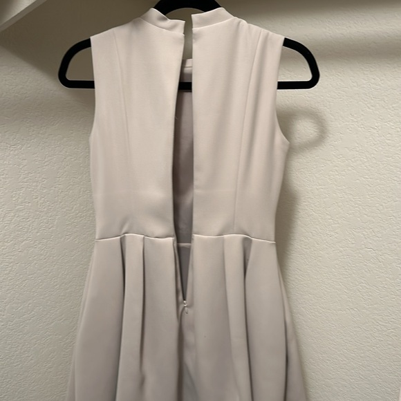 Cream skater dress - Picture 3 of 5